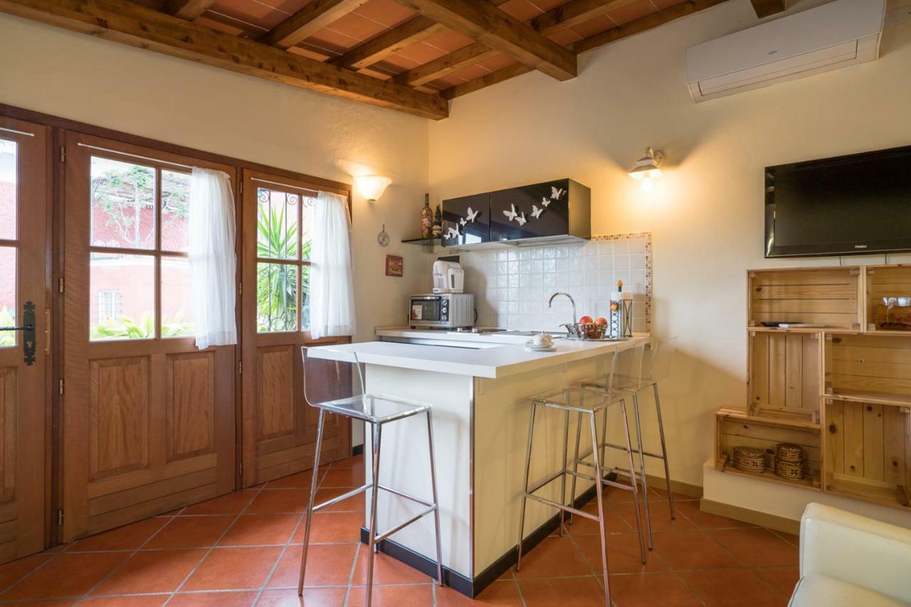 B&B Rosso Baccara Montevettolini Kültér fotó